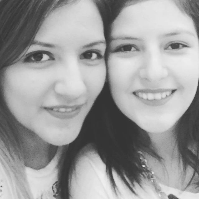 Y es que no soy de muchas palabras, solo me queda desearte felices 15 años.. Me siento orgullosa de la persona que sos y espero que sigas siendo una persona fuerte y exitosa, lov u lil sis <3